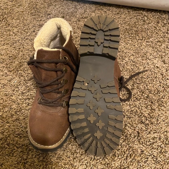 Boots - Picture 2 of 2